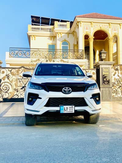 Toyota Fortuner Sigma 2018 Model