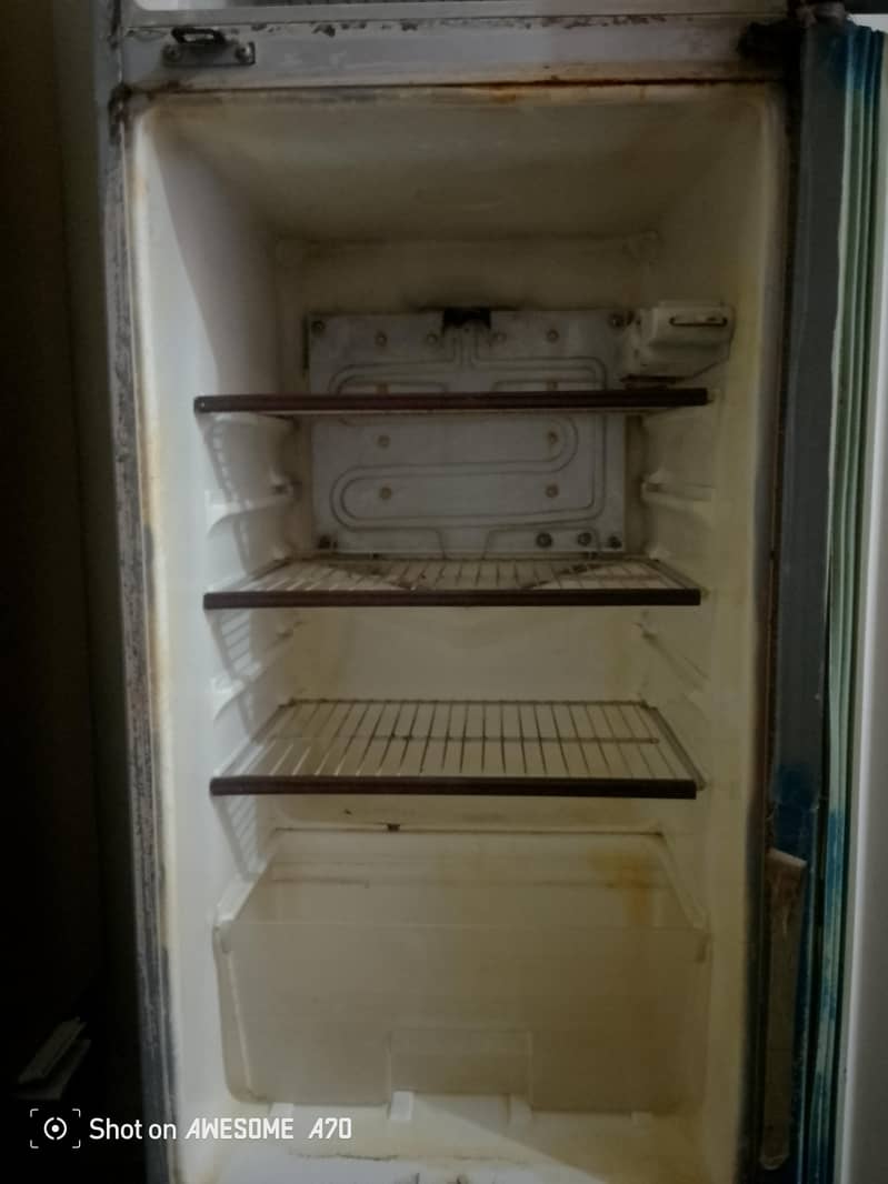refrigerator 3