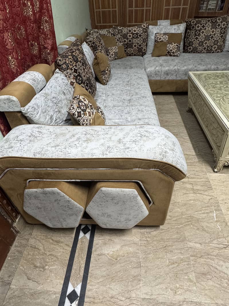 Sofa set with table 3