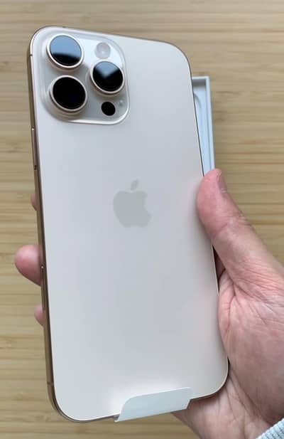 I phone 16 pro max (jv)  Desert