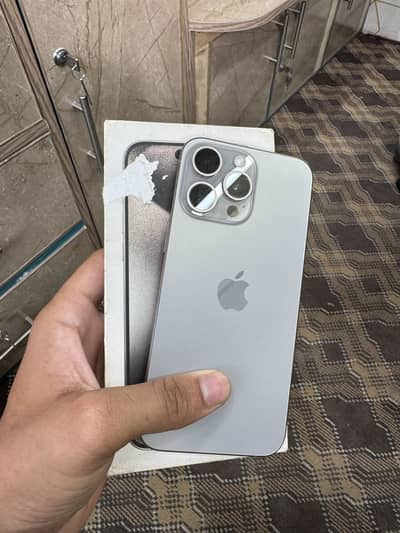 IPhone 15 pro max 256gb