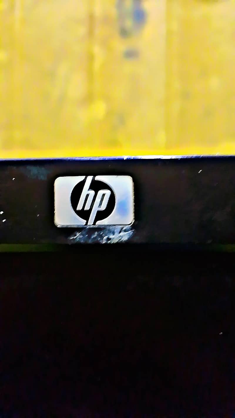 HP COMPUTER 7
