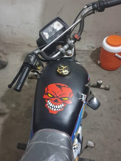 honda 70 all ok no issu exchange  and sale koi km ni hona
