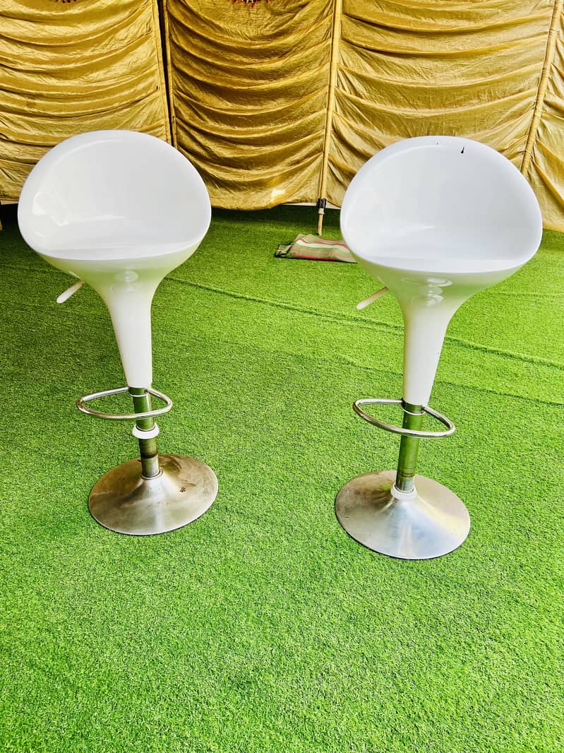 Adjustable Bar Stool 3
