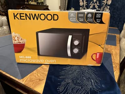 KENWOOD MO-888 microwave oven