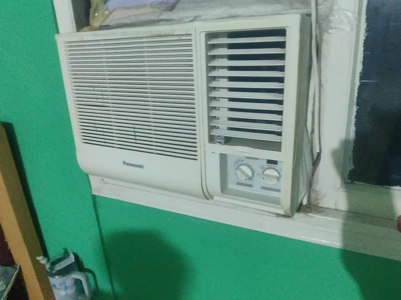 window a/c Panasonic 2
