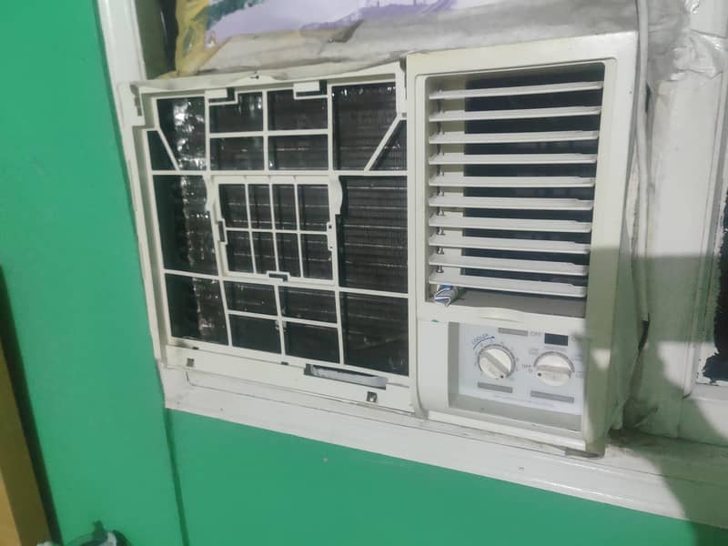 window a/c Panasonic 3