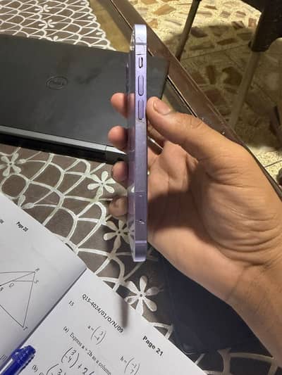 Apple iPhone 12 64GB – 10/10 Condition | Factory Unlock | Waterpack