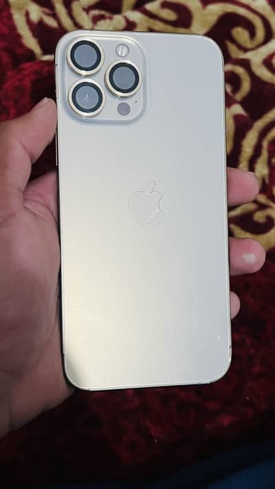 Iphone 13 pro max gold colour