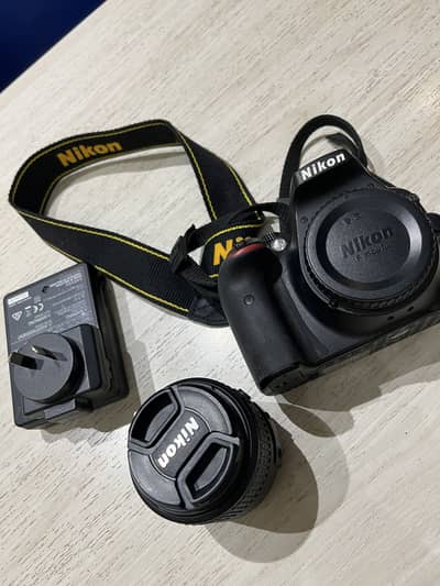 Nikon D3300 urgent sell only serious buyers contact us