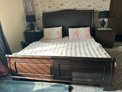 King size bed set, side tables, dressing table with mattress