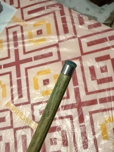 Mkr exclusive cue with titanium ferrule 9.5 mm tip size