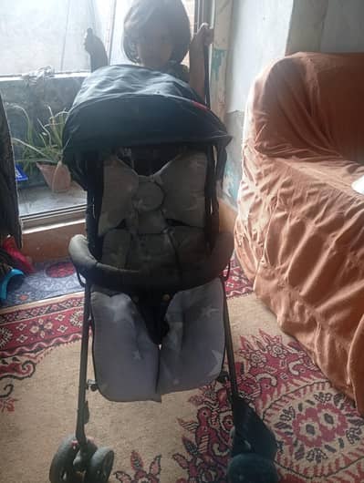 BABY CARY COAT USED FOR KIDS UNDER AGE 5 YEAR