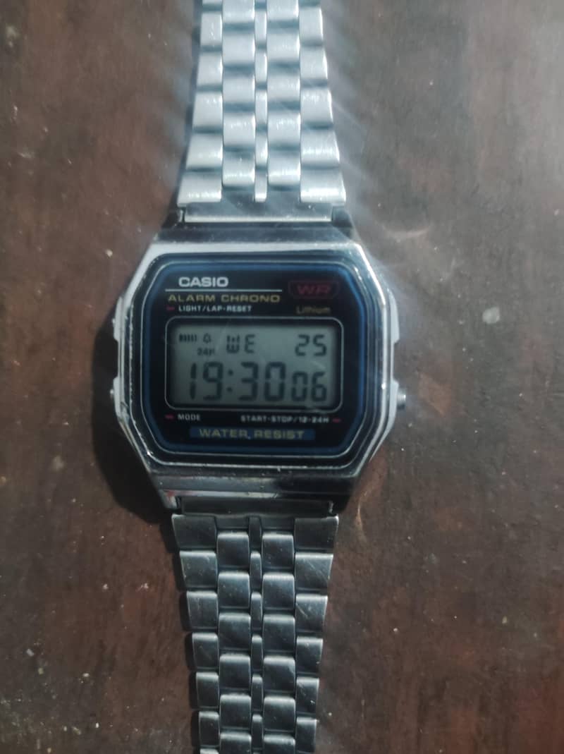 Watch CASIO 0