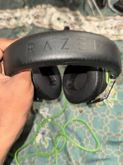 RAZOR V2 HEADPHONES USED FOR SALE