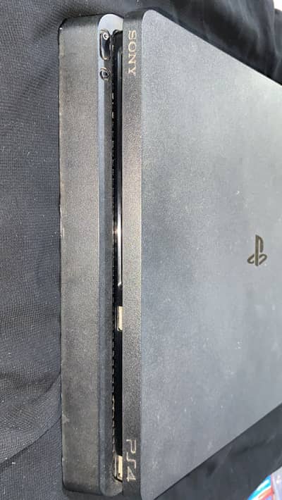 Playstation 4 Slim 500GB With Controller & Game Was Good Condition
