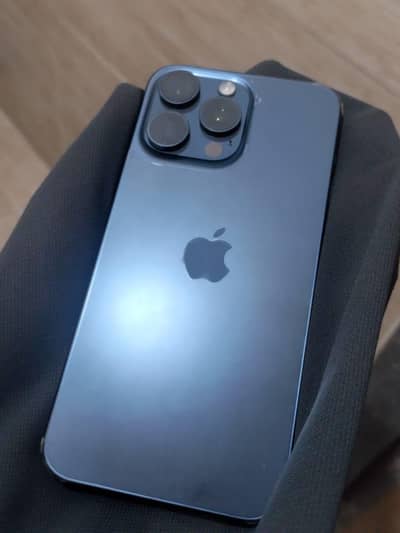 iphone 15 pro max  256 gb Non PTA with box