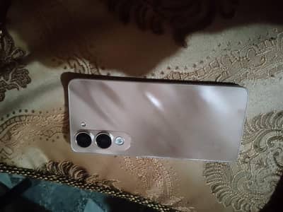 Vivo y04 . official  PTA Approved. 4+128 l. 10/10 lash condition