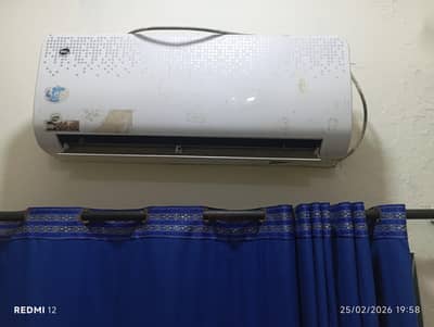 Pel AC 1 ton Good condition 03037255517