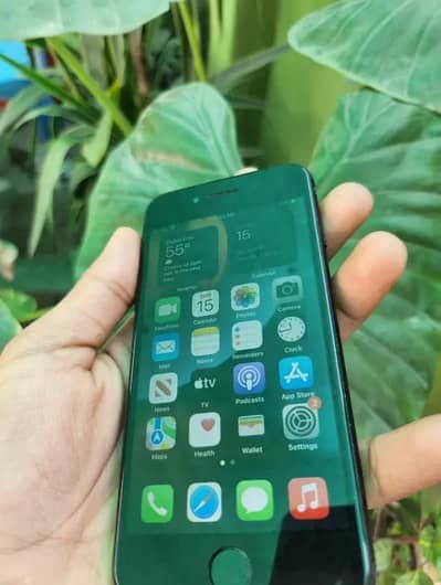 Iphone 7 ha condition bhi achi ha