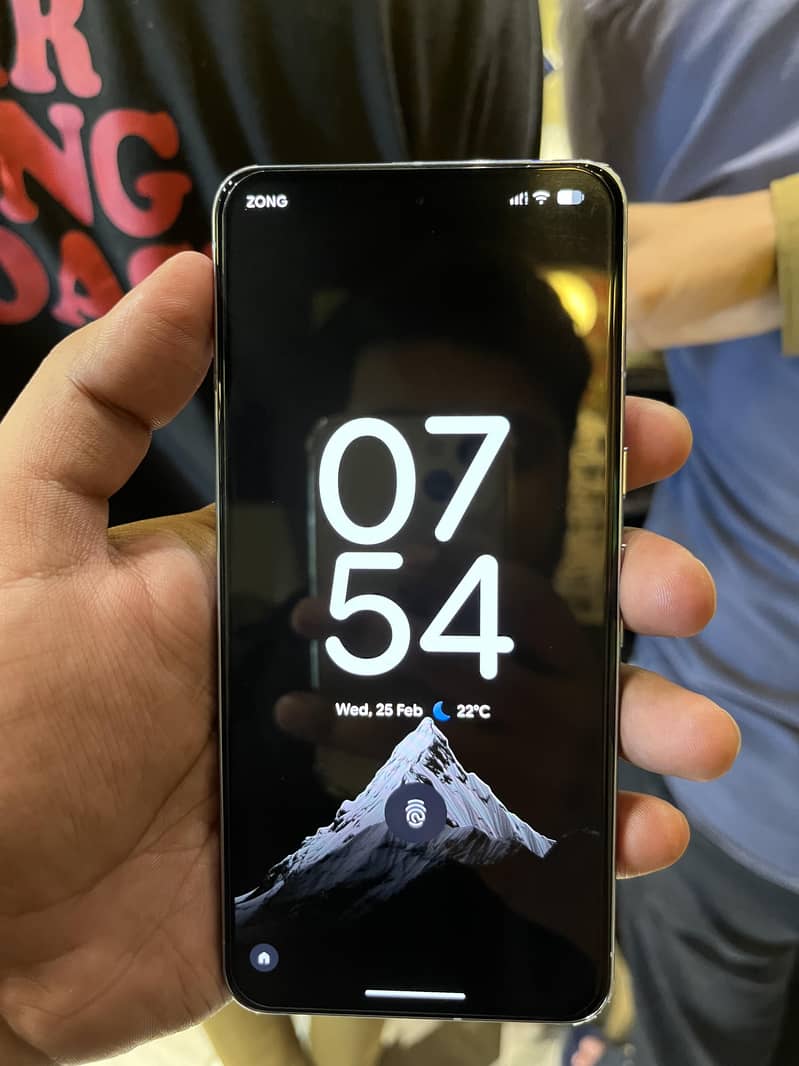 Google pixel 8 pro 0