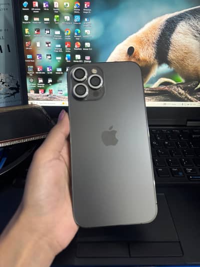 512 GB with 90% Battery Health