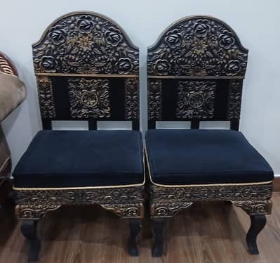 Beautiful Chanyoti 1 pair chairs.