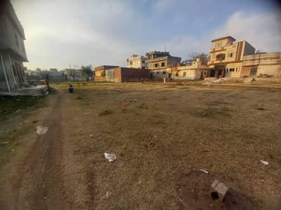 16 Marla Residential Plot on Fazal Karim Road, Jhelum for Sale (Ali Properties 0304-1158669)