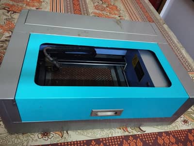 CO2 Laser cutting and Engraving machine, Mobile sheets and Protector