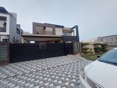 PHASE 7 1 KANAL BRAND NEW HOUSE FOR SALE