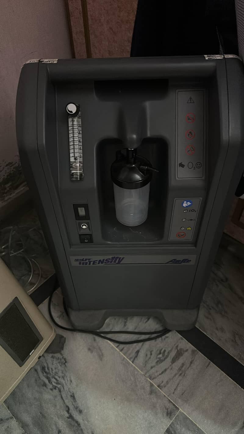 Oxygen  consulator machine 0