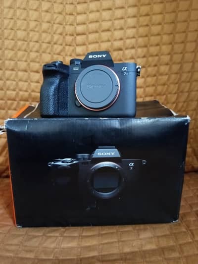 SONY A7 4