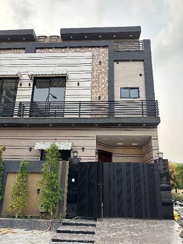 Triple Storey 3 Marla Facing Park House For Sale In Etihad Town Prime Location, Great Investment Block A