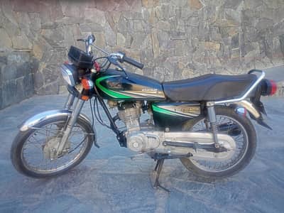 Honda 125 bike for sale in Aliabad Hunza