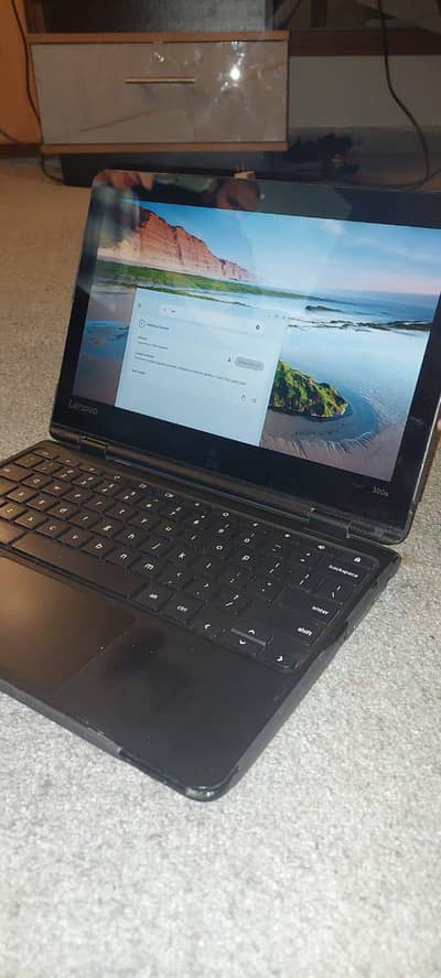 Lenovo Chrome Book 4GB 32GB