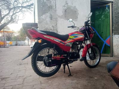 Honda CG 125 Dream 2016 Lahore registered