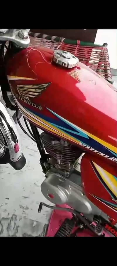 Honda CG 125 model 2019 for urgent sale