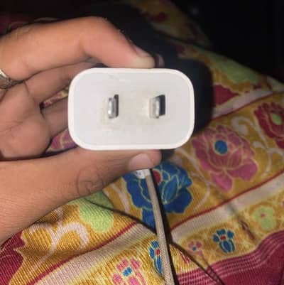 IPHONE CHARGERS