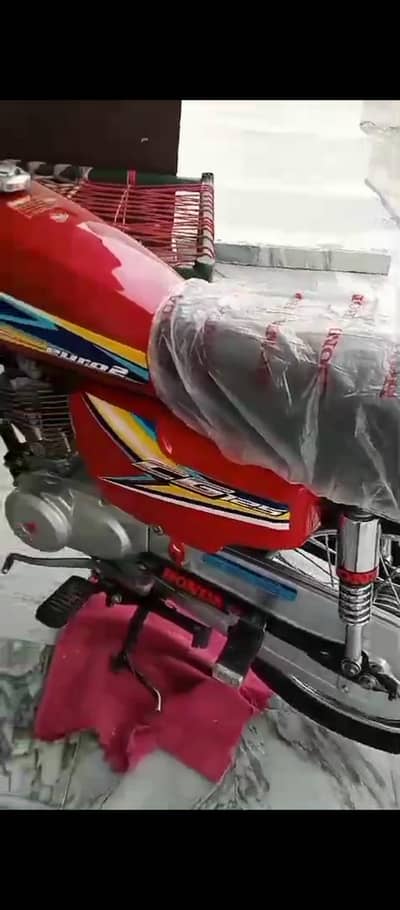 Honda CG 125 model 2019 for urgent sale