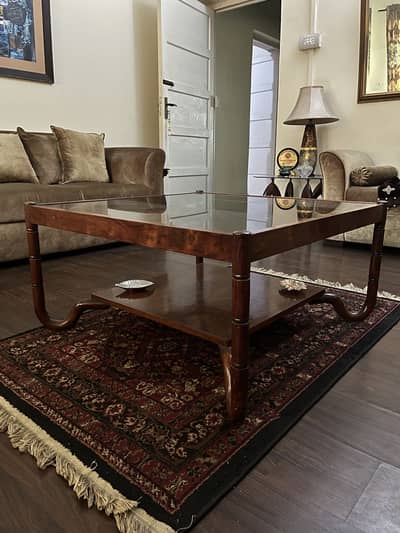 Coffee table and 2 side tables