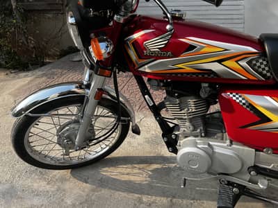 Honda 125 25 model