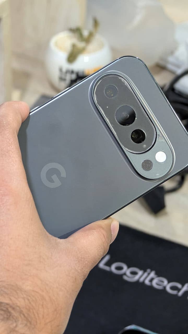 Google Pixel 10 Pro 8
