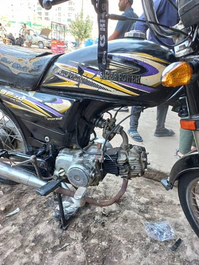 super power 2018 seald engine 1st owner  contact no 03184240461