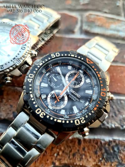 Seiko dual time Chronograph watch in 2 attractive color.