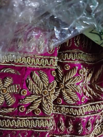 25 to 30 years Old Suits