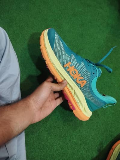 HOKA Mafate Speed 4