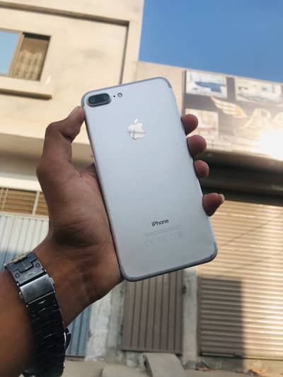 Apple iPhone 7 Plus 128 gb PTA