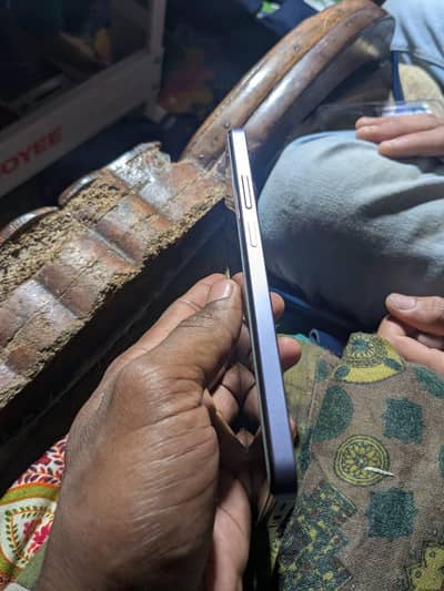 7 din use howa ha mobile condition 10 by 10 Daba charger har cheaz ha