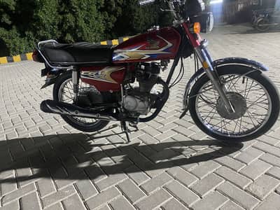 Honda 125 karachi number 20 model