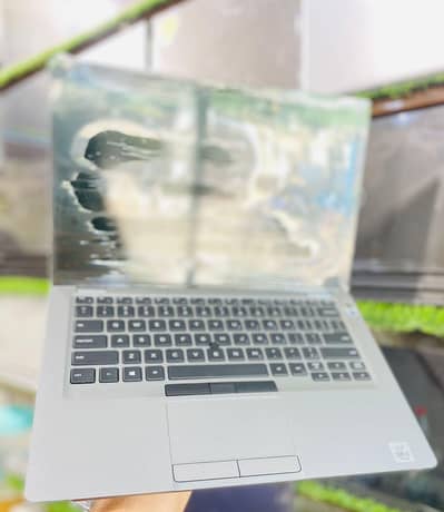 Dell Latitude 5410 core i5/10th Gen. 8/256 GB SSD laptop 14 inches